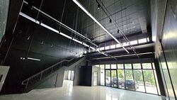 REVV (D22), Factory #553653731